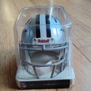 Dallas Cowboys Mini Helmet by Riddell